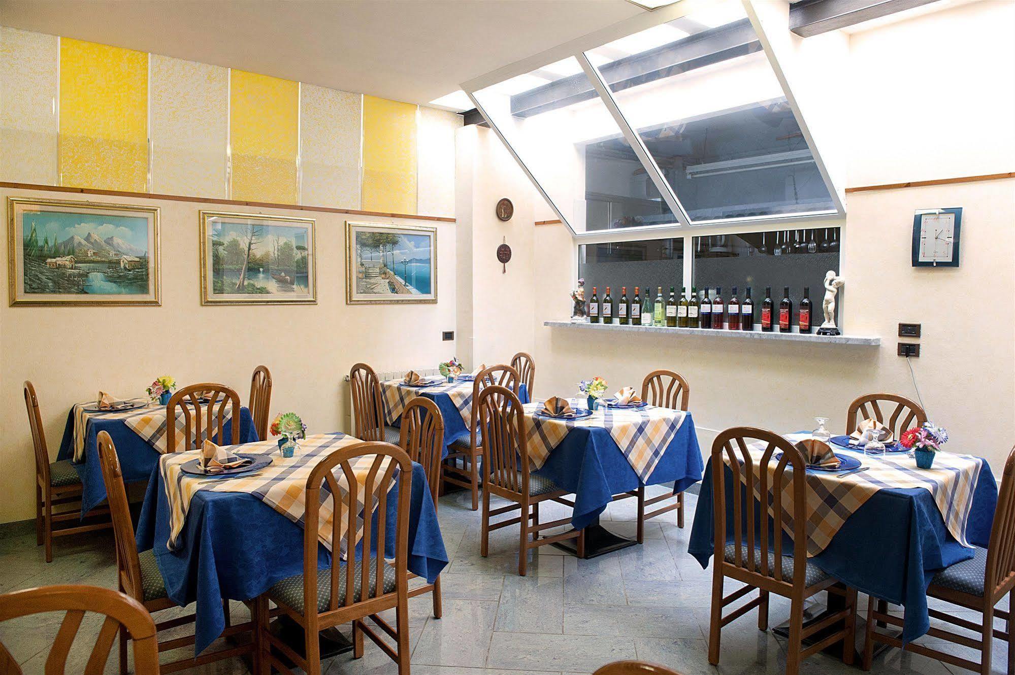 Hotel Dolly Viareggio Exterior foto